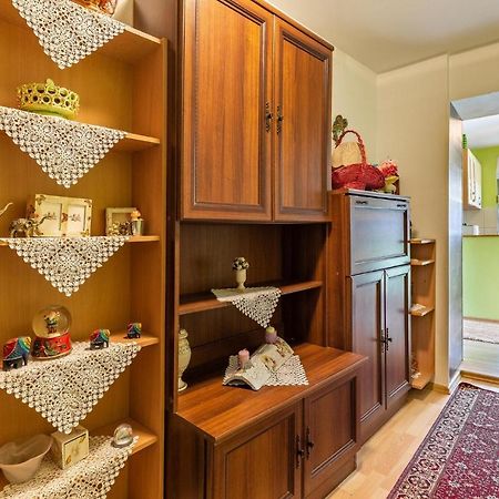Nice Apartment In Premantura With Wifi Bagian luar foto