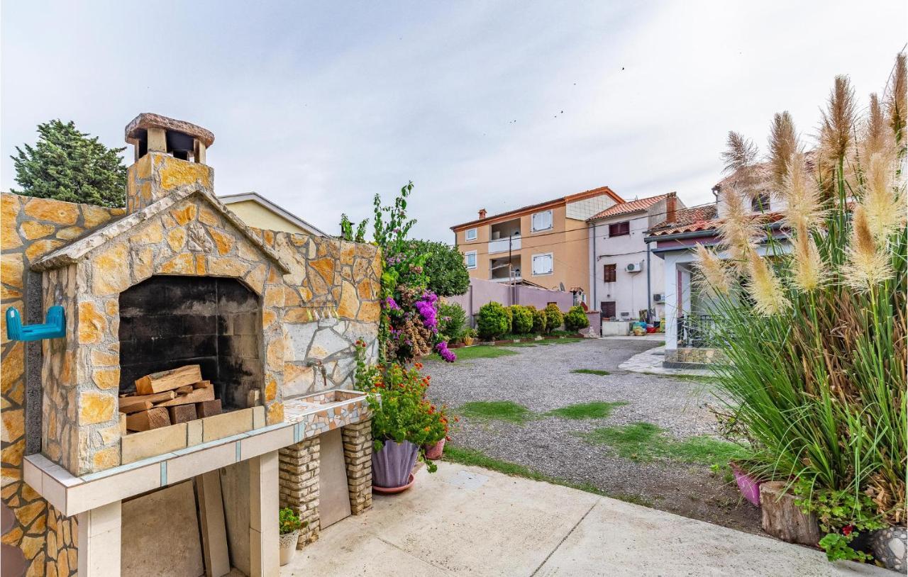 Nice Apartment In Premantura With Wifi Bagian luar foto